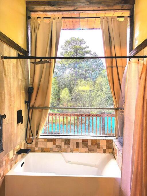 Waterfront Houston Hide Out In A Magical Forest Waller Eksteriør bilde